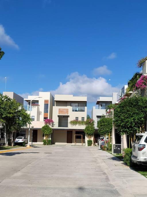 Amazing Dream Home In Gated Community Playa del Carmen Buitenkant foto